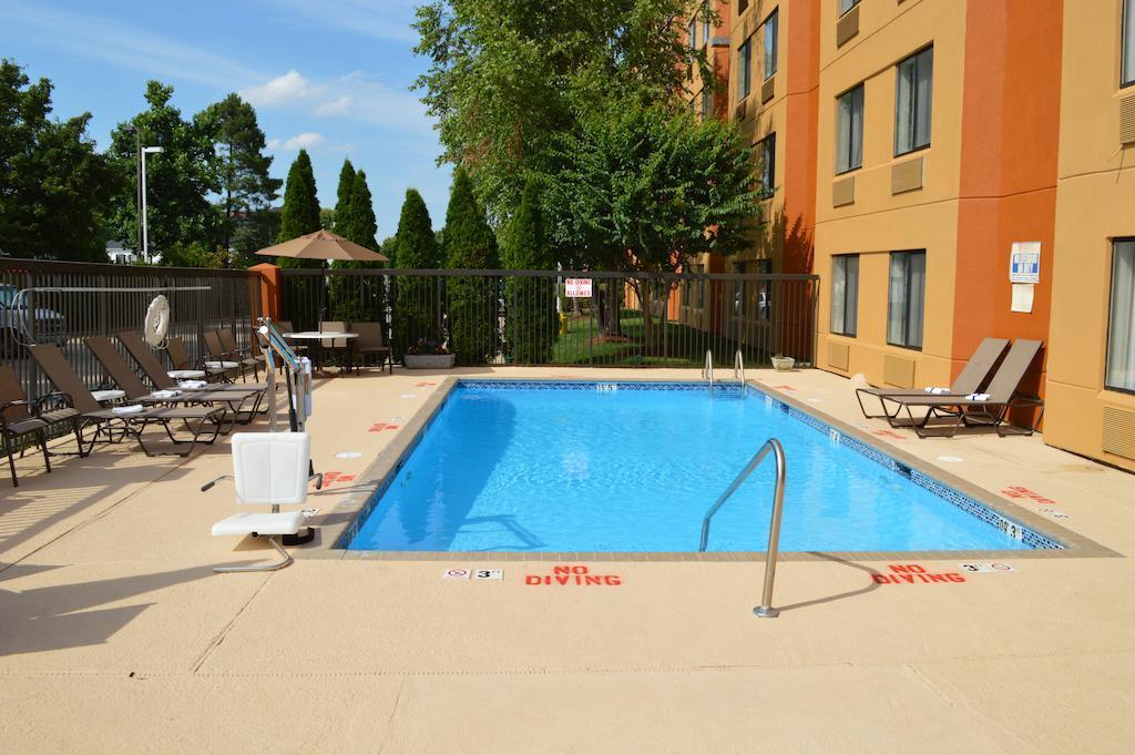 Sleep Inn University Place Charlotte Esterno foto